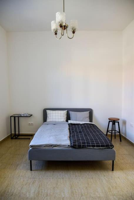 Parokia Apartman Es Coworking A Balaton Mellett Kaptalantoti Eksteriør bilde