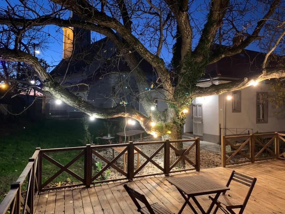 Parokia Apartman Es Coworking A Balaton Mellett Kaptalantoti Eksteriør bilde